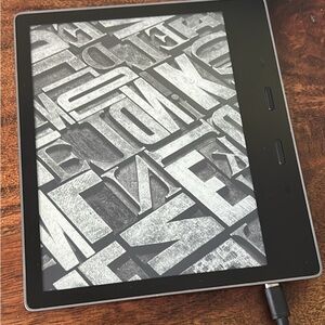 Kindle Oasis (10th Generation, 8GB)